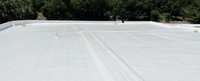 Rubber Roof cooating Installed on a commercial roof